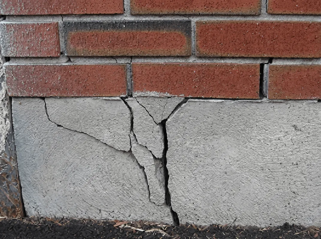 Concrete foundation with serious structural damage in Marietta, GA